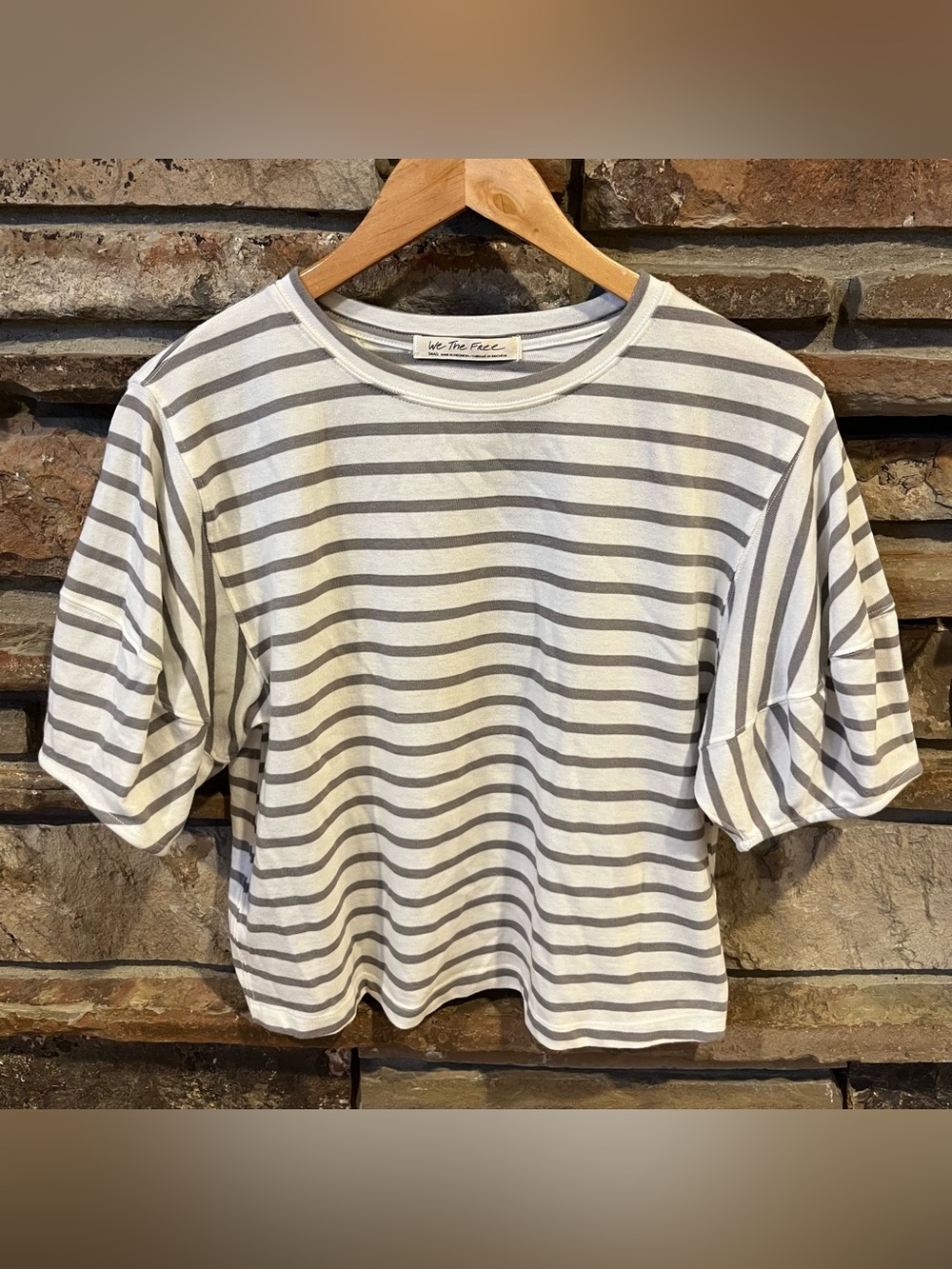 We The Free White & Gray Striped Boxy Crop Tee with Puff Sleeves